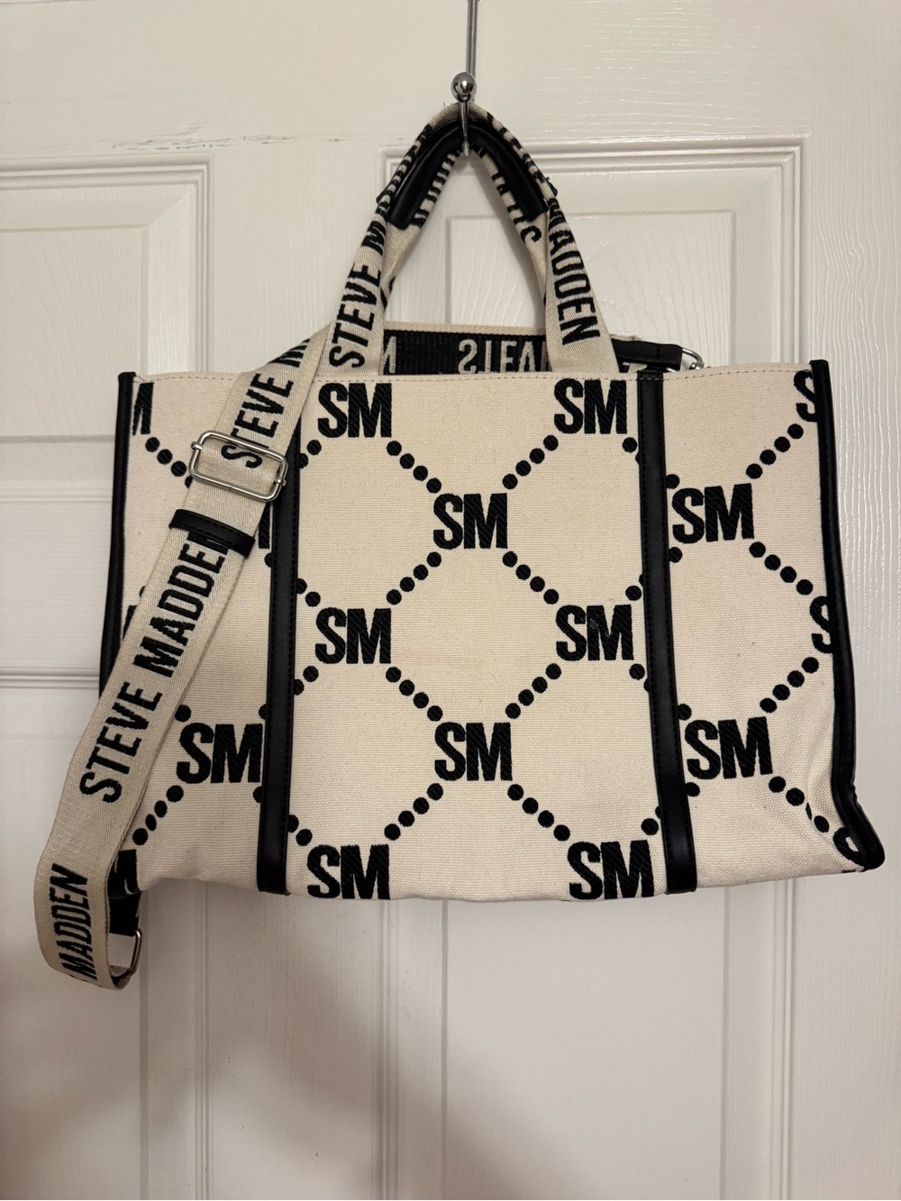 Steve Madden Black & Cream Logo Canvas Messenger Bag